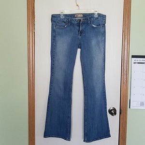 Women's lei jeans